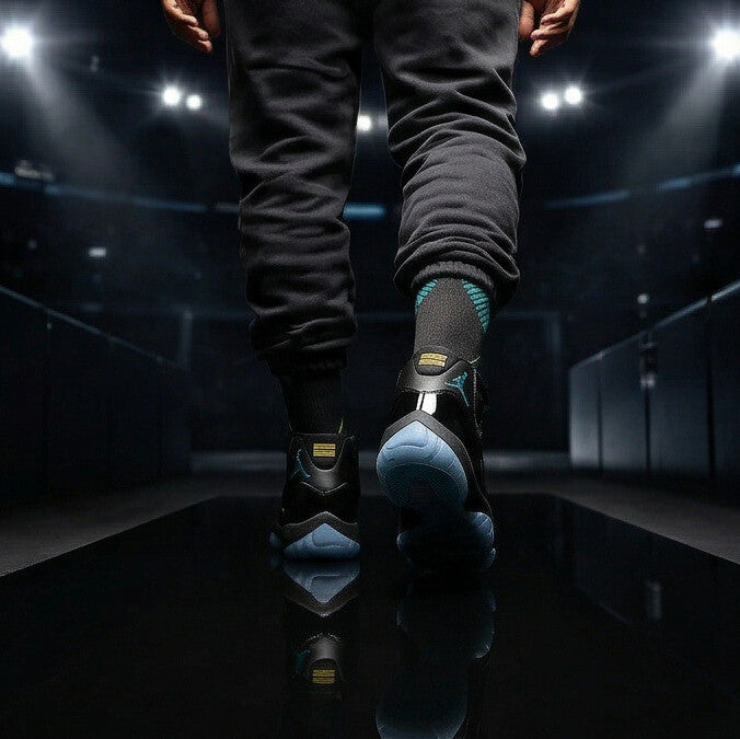 Nike Air Jordan 11 Gamma Matching Crew Socks | Electric Blue Streetwear Basketball Collector Gift