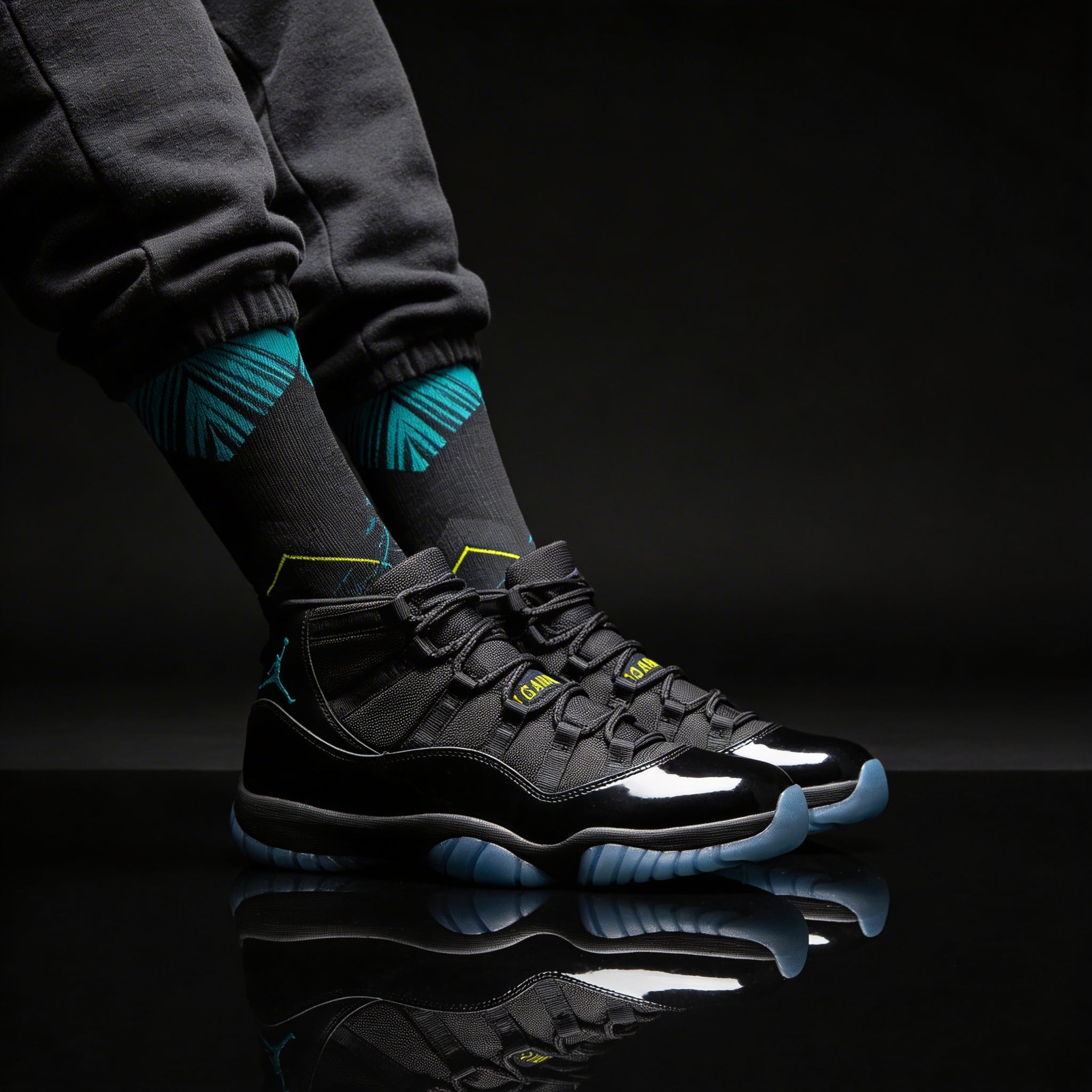 Nike Air Jordan 11 Gamma Matching Crew Socks | Electric Blue Streetwear Basketball Collector Gift