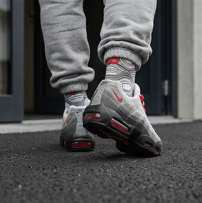 Air Max 95 Big Bubble Solar Red Matching Crew Socks | Explosive Streetwear