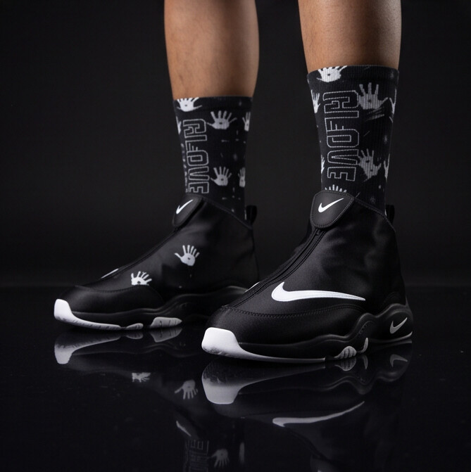 Air Zoom Flight The Glove OG 'Black White' 2026 Matching Socks